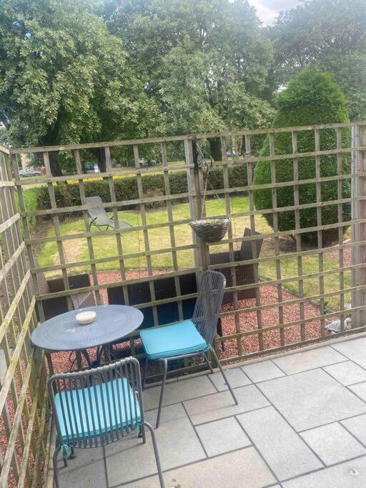 Lovely 2 Bedroom With Private Garden Édimbourg Extérieur photo