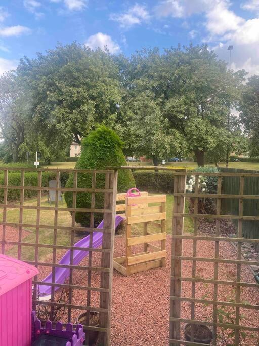Lovely 2 Bedroom With Private Garden Édimbourg Extérieur photo
